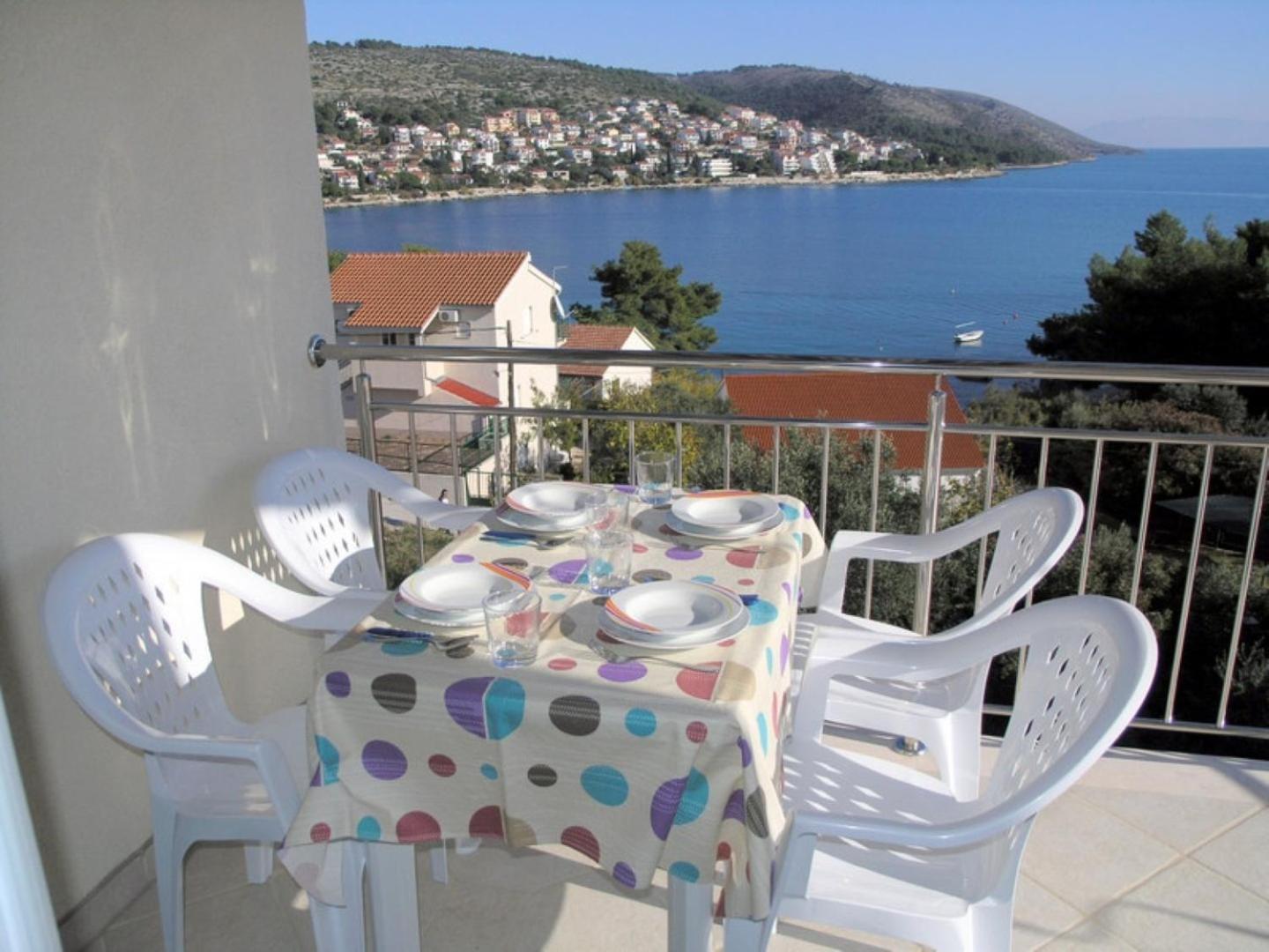 Apartments Aurelius - Relaxing With Gorgeous View Trogir Exterior photo